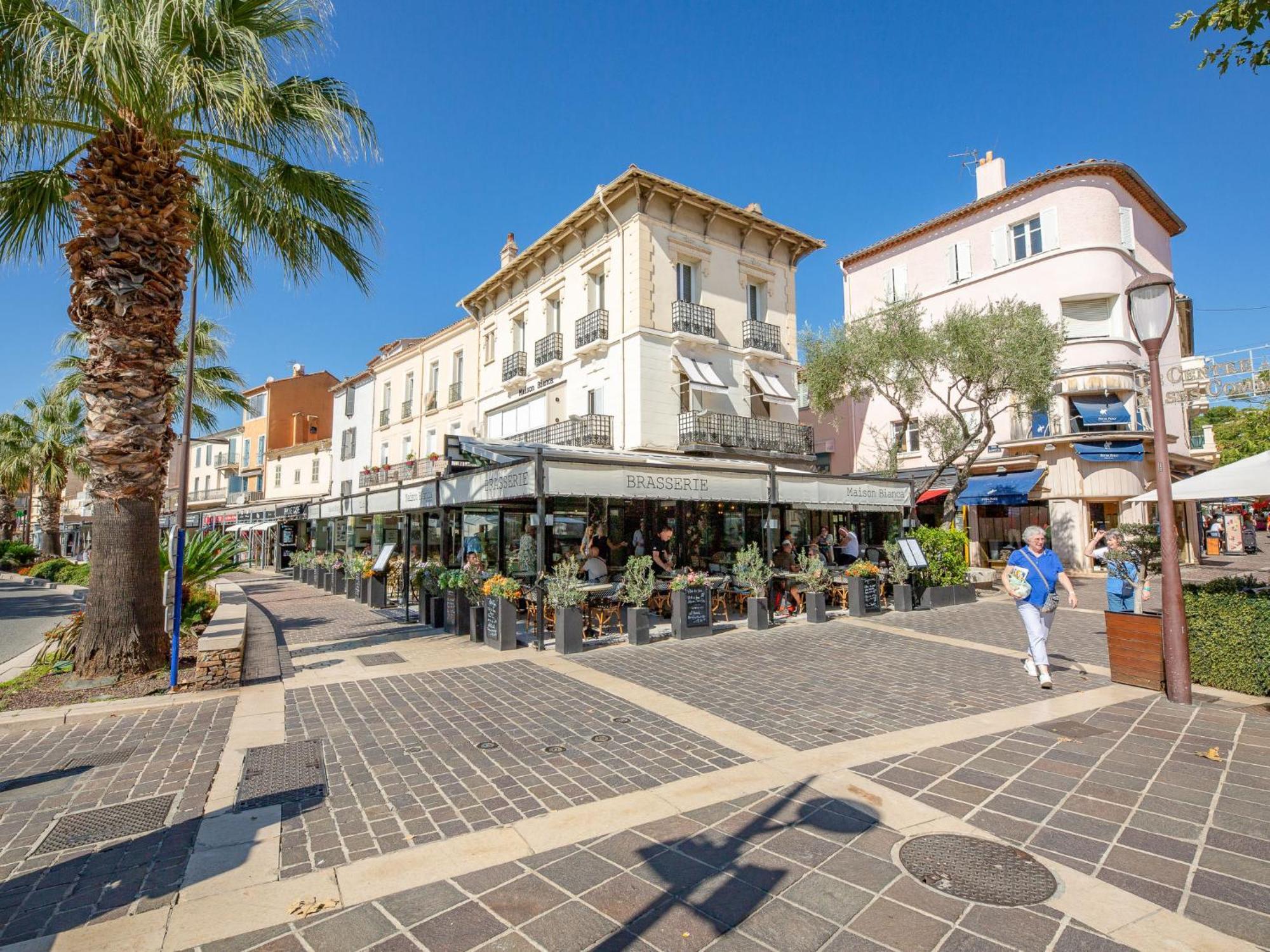 Apartment Les Pins Dores-1 By Interhome Sainte-Maxime Exterior foto